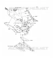 CACHE LAT&Eacute;RAL/GARDE CHAINE pour Kawasaki ER-6N 2006