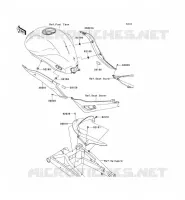 CACHE LAT&Eacute;RAL/GARDE CHAINE pour Kawasaki ER-6N ABS 2010