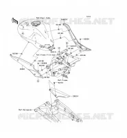 CACHE LAT&Eacute;RAL/GARDE CHAINE pour Kawasaki ER-6F 2006