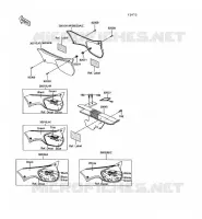 CACHE LAT&Eacute;RAL/GARDE CHAINE pour Kawasaki KLR600 1994