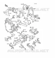 SUPPORT BATTERIE pour Kawasaki VN-15SE 1990
