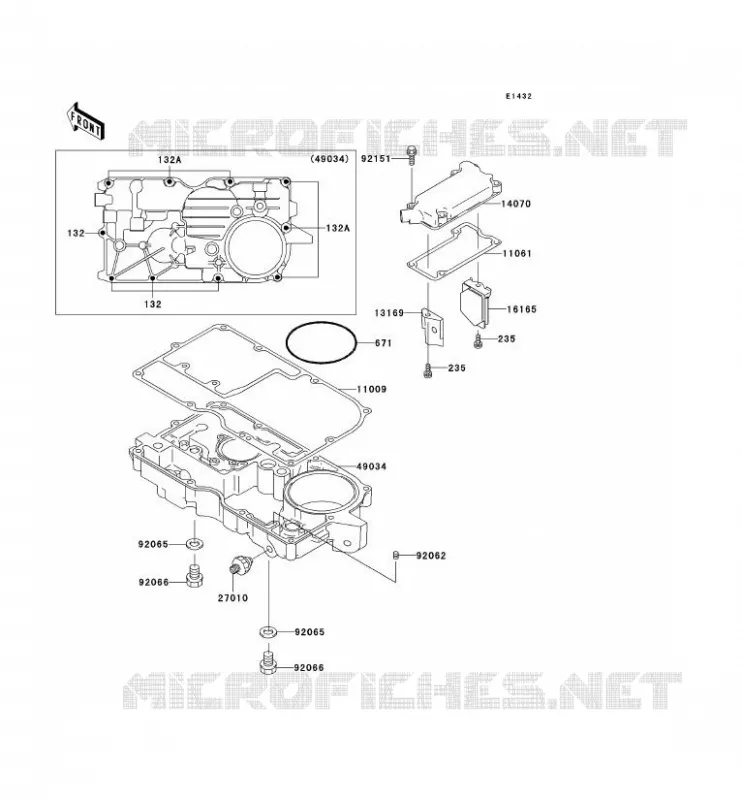 COUVERCLE RENIFLARD/CARTER D'HUILE Kawasaki MOTOS 1000 2002 1000GTR  ZG1000-A17