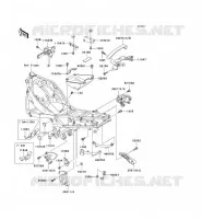 PIECE DE CADRE (COUVERTURE) pour Kawasaki ZZR600 2004