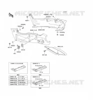 CACHE LAT&Eacute;RAL/GARDE CHAINE pour Kawasaki ZZR600 2004