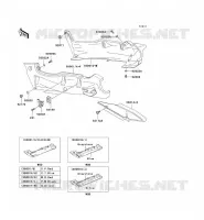 CACHE LAT&Eacute;RAL/GARDE CHAINE pour Kawasaki ZZR600 2004