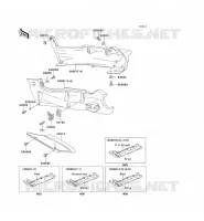 CACHE LAT&Eacute;RAL/GARDE CHAINE pour Kawasaki ZZR600 1999