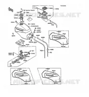 RESERVOIR CARBURANT(2/2) pour Kawasaki GPZ900R 1988