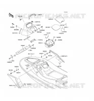 PIECE COQUE MILIEU pour Kawasaki JET SKI STX-15F 2004
