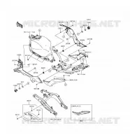 CACHE LAT&Eacute;RAL/GARDE CHAINE pour Kawasaki Z650 ABS 2017