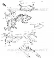CACHE LAT&Eacute;RAL/GARDE CHAINE pour Kawasaki VERSYS-X 300 2018