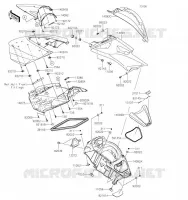 PIECE COQUE MILIEU pour Kawasaki JET SKI ULTRA 310R 2019
