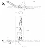 POMPE A ESSENCE pour Kawasaki Z650 2023